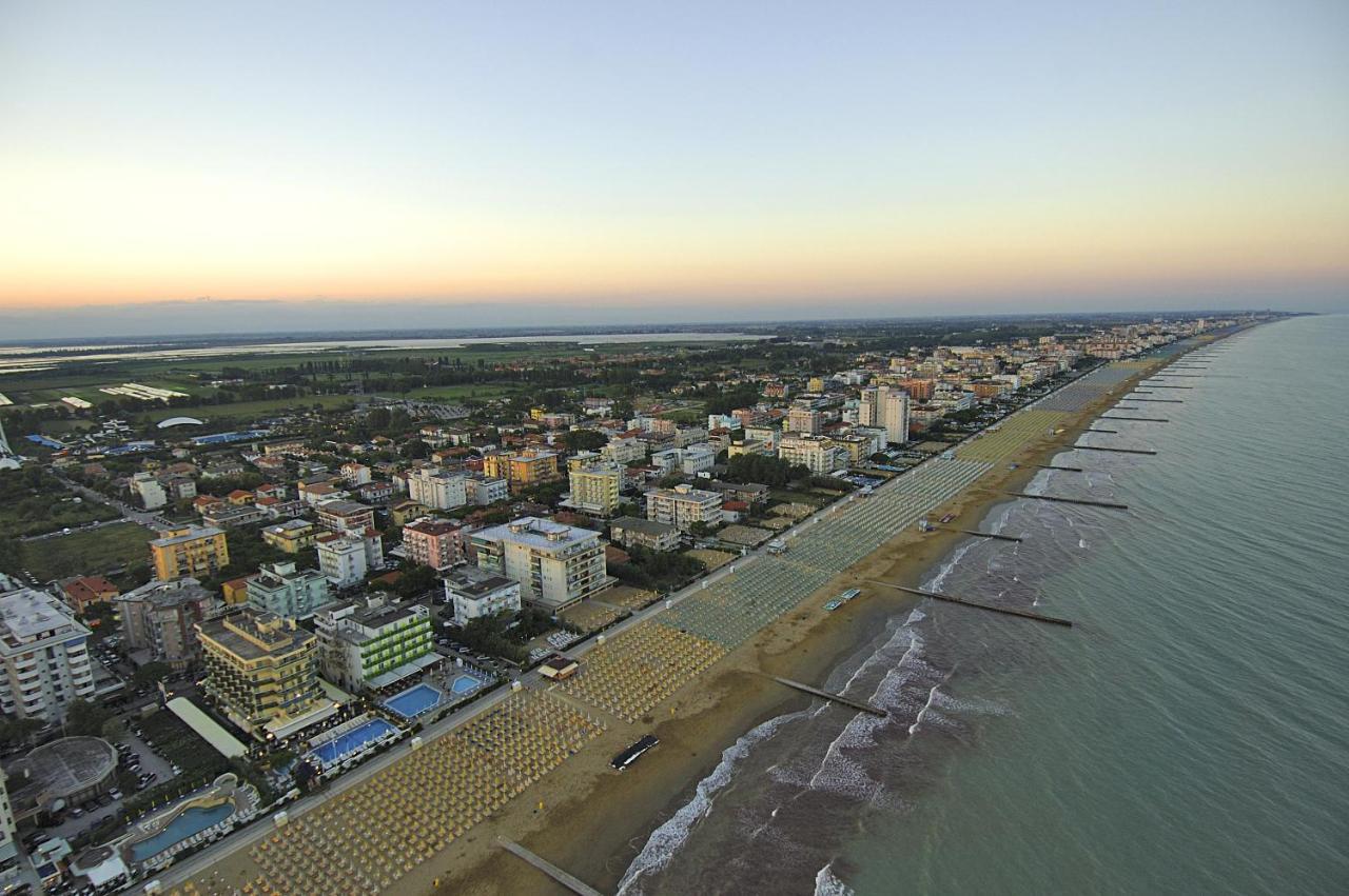 Hotel Smeraldo Lido di Jesolo Exterior foto
